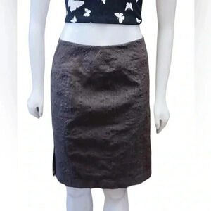 T Tahari Grey Textured Stretched Dart Midi Skirt Size  6